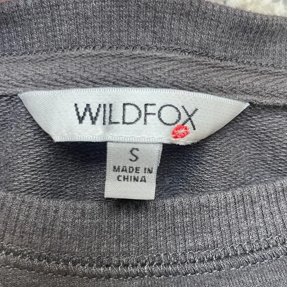 Wildfox sweatshirt - Picture 2 of 3